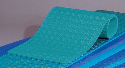 zelená, cca 187,5x97,5x1,1 cm