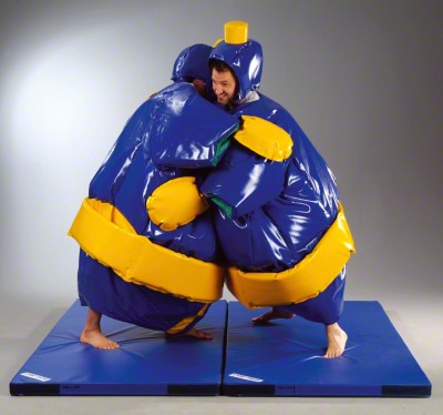 Sumo-Ringer: guenstige Preise fuer Sportartikel im Internet: