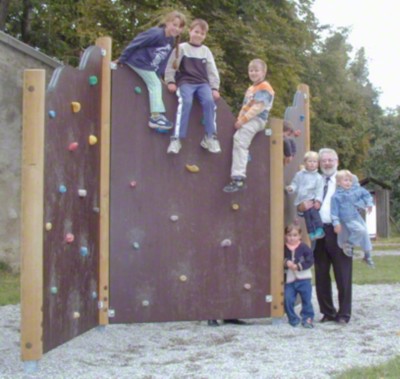 Free Climing Wall